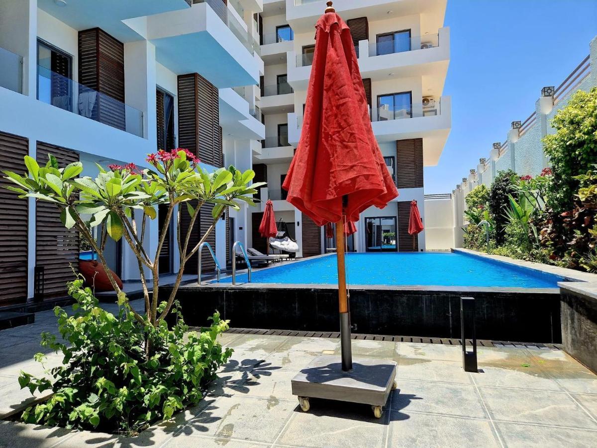Sanctuary Sunlit Hurghada Haven With 4 Pools, Rooftop Sunsets & Gourmet Bites Steps Away Exteriör bild