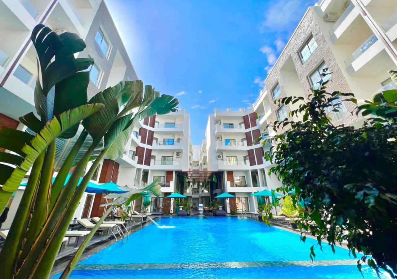 Sanctuary Sunlit Hurghada Haven With 4 Pools, Rooftop Sunsets & Gourmet Bites Steps Away Exteriör bild