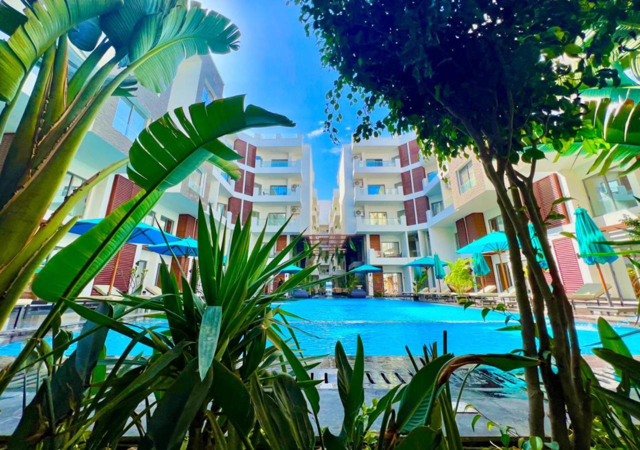 Sanctuary Sunlit Hurghada Haven With 4 Pools, Rooftop Sunsets & Gourmet Bites Steps Away Exteriör bild