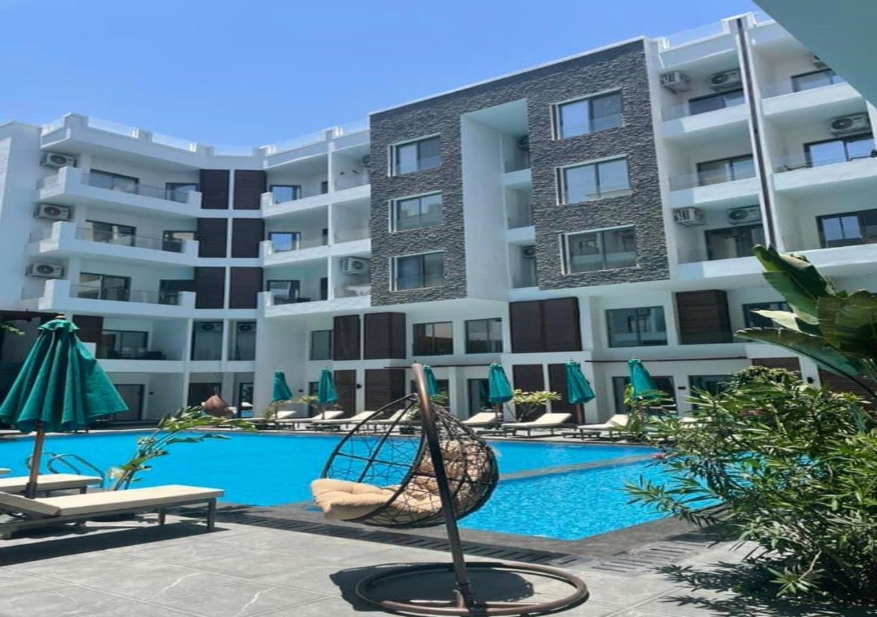 Sanctuary Sunlit Hurghada Haven With 4 Pools, Rooftop Sunsets & Gourmet Bites Steps Away Exteriör bild