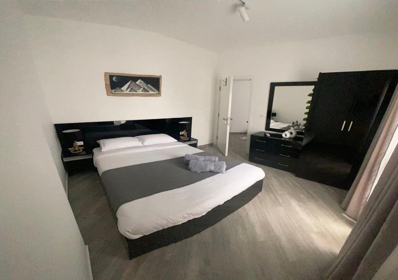 Sanctuary Sunlit Hurghada Haven With 4 Pools, Rooftop Sunsets & Gourmet Bites Steps Away Exteriör bild