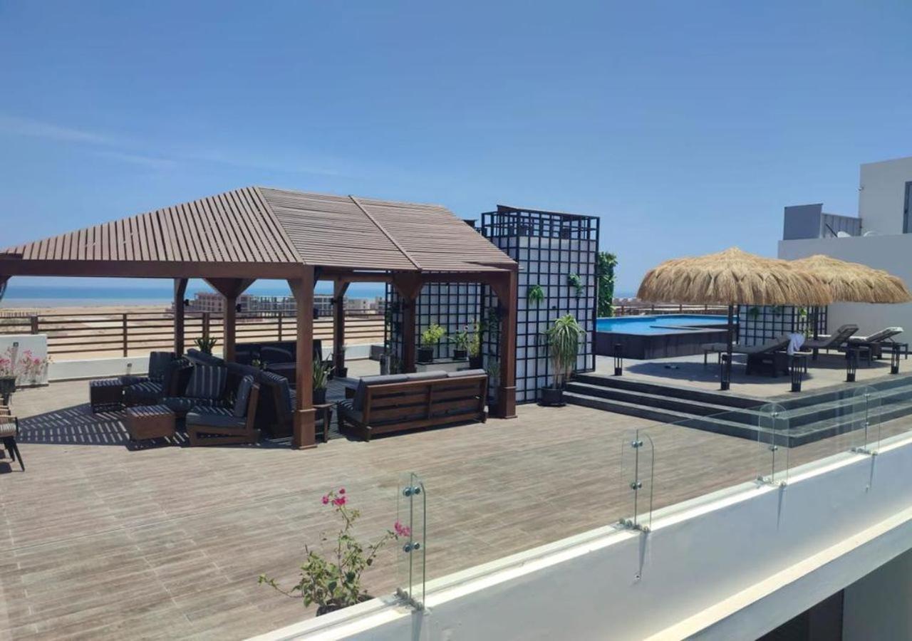 Sanctuary Sunlit Hurghada Haven With 4 Pools, Rooftop Sunsets & Gourmet Bites Steps Away Exteriör bild