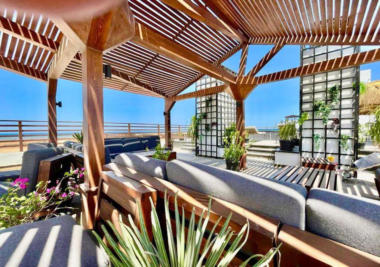Sanctuary Sunlit Hurghada Haven With 4 Pools, Rooftop Sunsets & Gourmet Bites Steps Away Exteriör bild